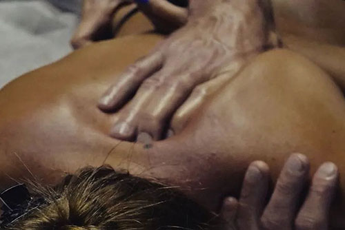 Masaj Terapeutic la domiciliu